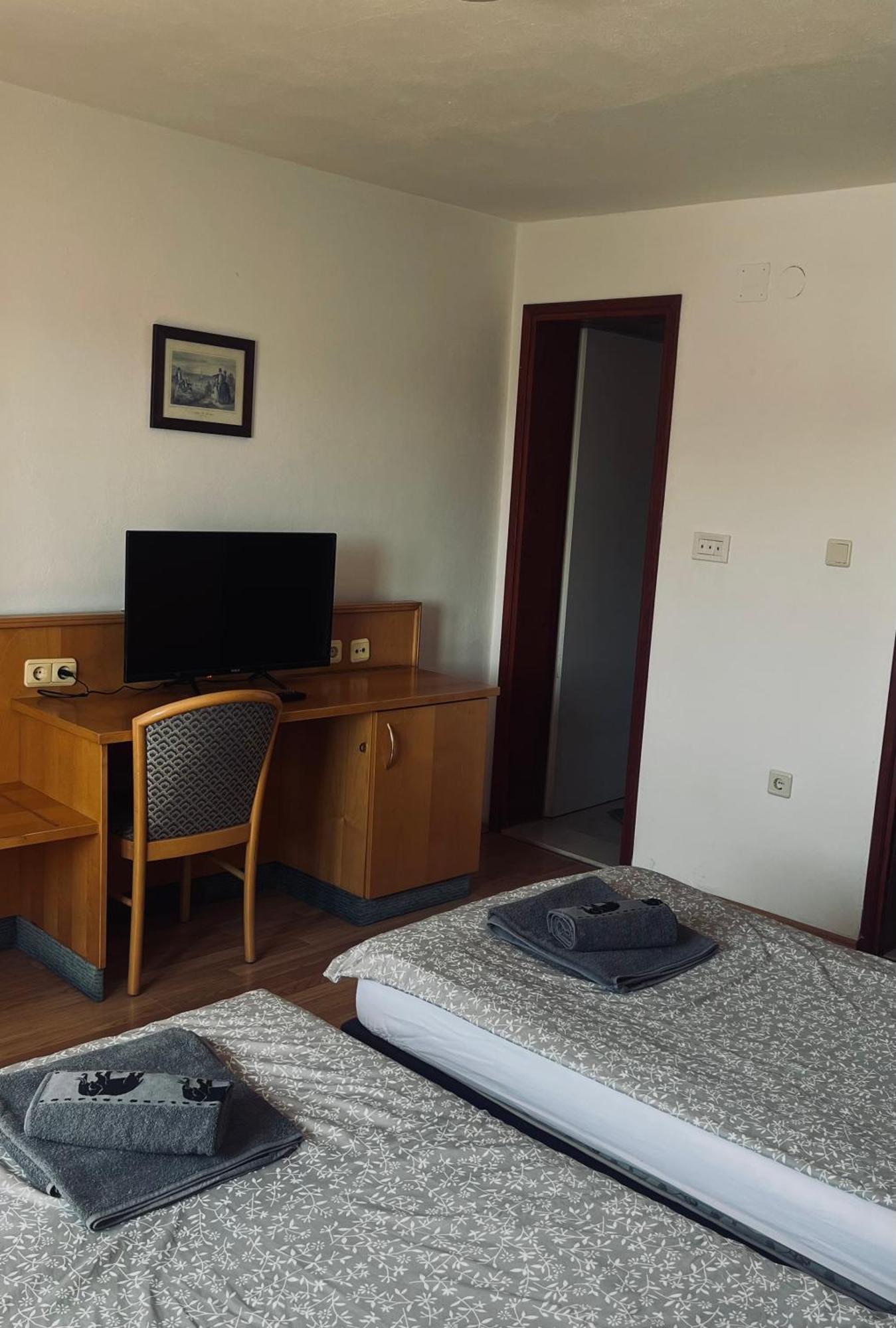 Gostinjska kuća Pupo 3*